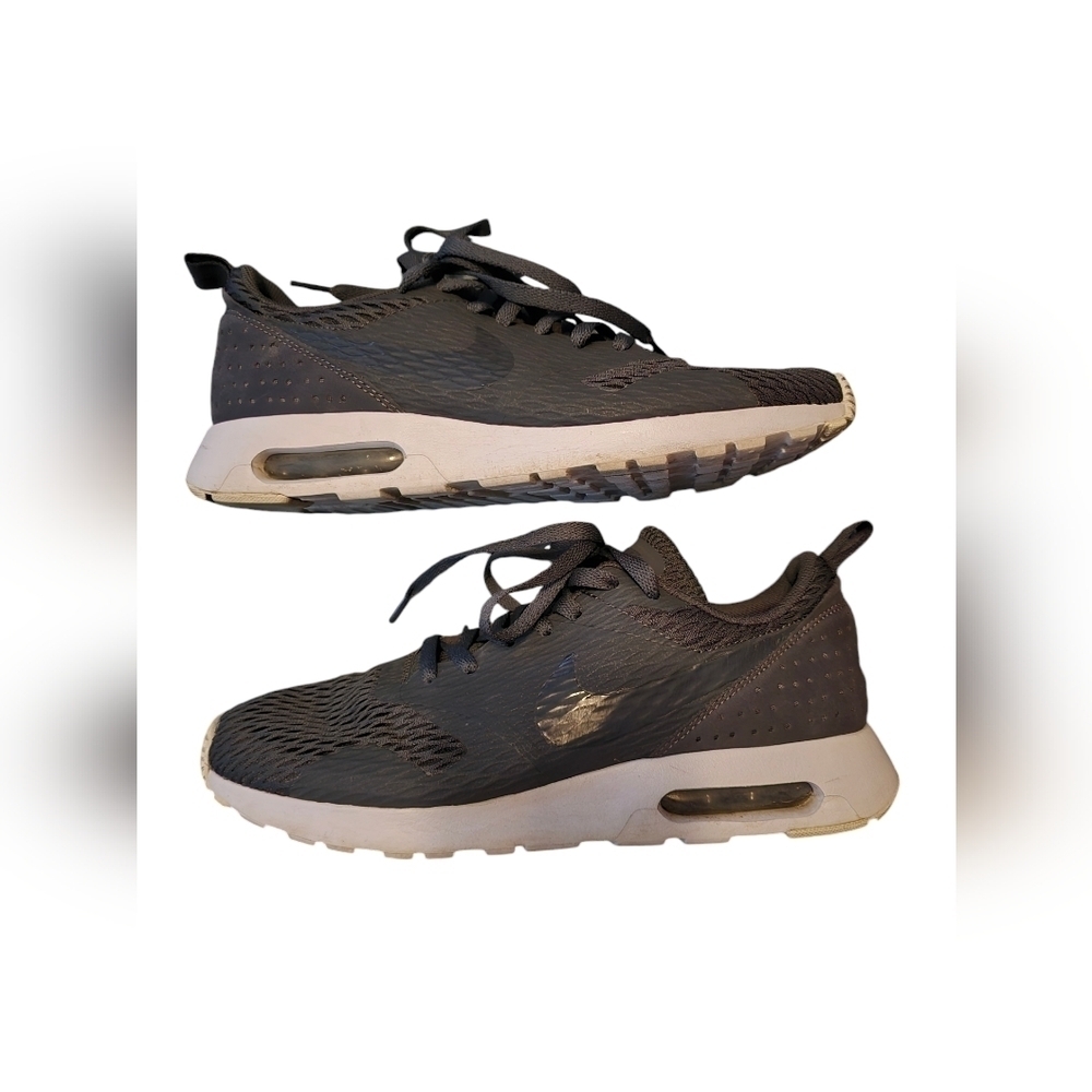 Nike Air Max Tavas Se "Anthracite" Sz. 10 Mens